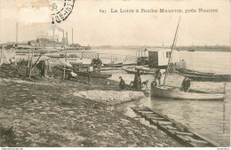 CPA La Loire à Roche Maurice,près Nantes      L1503 - Autres & Non Classés