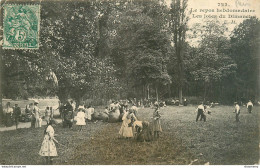 CPA Paris-Le Repos Hebdomadaire-Les Joies Du Dimanche-722-Timbre        L2244 - Sonstige & Ohne Zuordnung