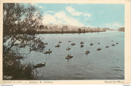 CPA Poissy-Barques De Pêcheurs-Timbre     L1104 - Poissy