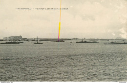 CPA Cherbourg-Vue Sur L'Arsenal Et La Rade      L2145 - Cherbourg