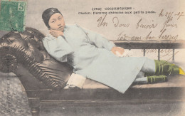 CPA - Femme Chinoise Aux Petits Pieds à Cholon ( Vietnam ) - Chine