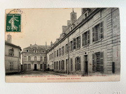 Environs De Saumur Maison De Fontevrault Direction Ancien Logement Des Abbesses - Saumur