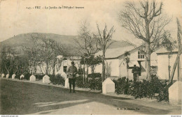 CPA Fez-Le Jardin De L'hôpital Auvert-143    L2049 - Fez