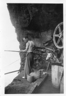 Photographie Photo Vintage Snapshot Pêcher Fish Fishing Poisson  - Luoghi