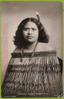 Ae9172 - NEW ZEALAND - VINTAGE POSTCARD - Typical Maori Woman - Costumi - Neuseeland