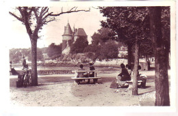 44 - PORNIC - CHÂTEAU - VU DE L'ESPLANADE Du CASINO - Pornic