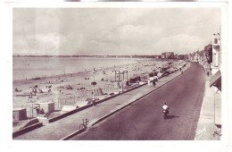 44 - LA BAULE-sur-MER - VUE GÉNÉRALE De La PLAGE - ANIMÉE - - La Baule-Escoublac