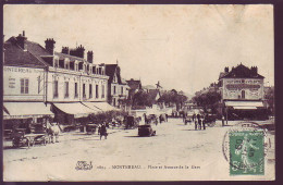 77 - MONTEREAU - PLACE Et AVENUE De La GARE - ATTELAGE - ANIMÉE - - Montereau