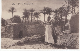 1262  La Prière Du Soir - (l'Algérie) - Hommes
