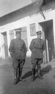 Photographie Photo Vintage Snapshot Militaire Military Boudoukha - Afrique