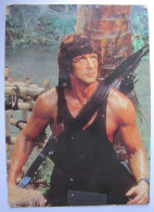 CINEMA - ACTEURS - Syvester Stallone Dans Rambo - Actores