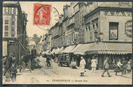 X127818 ARDENNES CHARLEVILLE GRANDE RUE ET MAGASIN A LA VILLE DE PARIS PLAN PAS COURANT VOIRE RARE - Charleville