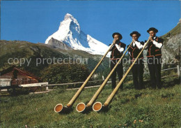 11654154 Zermatt VS Alphorntrio Edelweiss Matterhorn Walliser Alpen  - Autres & Non Classés