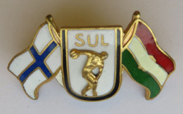 Athletics Game FINLAND - HUNGARY - Finnish Athletics Federation - Old Screw Badge - - Fussball