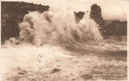 ROYAUME-UNI - Angleterre - Hastings - Rough Sea - Carte Postale Ancienne - Hastings