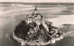 FRANCE - Le Mont Saint Michel - Vue D'avion De L'ensemble Ouest - Carte Postale Ancienne - Le Mont Saint Michel