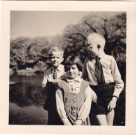 Altes Foto Vintage. Kinder .um 1950.. (  B11  ) - Personas Anónimos
