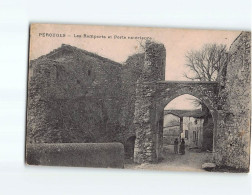 PEROUGES : Les Remparts Et Porte Extérieure - état - Pérouges