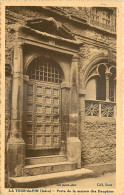 38 -  LA TOUR DU PIN - PORTE DE LA MAISON DES DAUPHINS - Phot. Combier Coll. Serre - La Tour-du-Pin