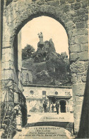 43 - LE PUY EN VELAY - PORTE SAINT GEORGES ET STATUE DE NOTRE DAME DE FRANCE - CACHET CONVOYEUR  - Le Puy En Velay