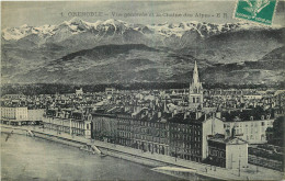 38 - GRENOBLE - VUE GENERALE ET LA CHAINE DES ALPES - E.R. - 1 - Grenoble