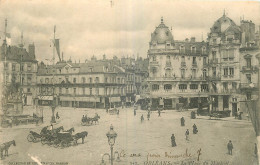 45 - ORLEANS - LA PLACE DU MARTROI - Collection Et Cliché Marcel Marron - 357 - Orleans