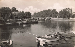 Nantes * Le Pont St Mihiel Et Le Quai De Versailles * Péniche Redon - Nantes