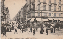 ELBEUF PLACE DU CALVAIRE ET RUE DE PARIS TBE - Elbeuf