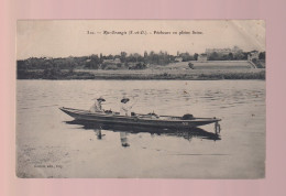 CPA - 91 - Ris-Orangis - Pêcheurs En Pleine Seine - Circulée En 1906 - Ris Orangis