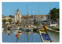 LA ROCHELLE - Bassin Des Yachts - Tour De La Grosse Horloge - La Rochelle