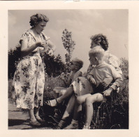 Altes Foto Vintage.Frauen  Kinder .um 1950.. (  B11  ) - Personas Anónimos