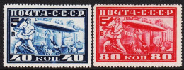 1930. SOVJET. Besuch Des Luftschiffes LZ 127 „Graf Zeppelin“ In Moskau In Complete Set W... (Michel 390-391B) - JF545870 - Unused Stamps