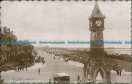 R013147 Clock Tower Showing North Parade. Skegness. RP. 1928 - Wereld