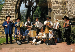 Folklore - Auvergne - Groupe Folklorique Les Enfants De L'Auvergne De Clermont-Ferrand - Ensemble Musical - Accordéons - - Costumi