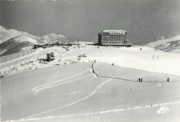 31 - Luchon - Superbagnères - Les Champs De Neige, Devant Le Grand Hôtel - Mention Photographie Véritable - Carte Dentel - Luchon