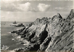 29 - Pointe Du Raz - Le Phare De La Vieille - Mention Photographie Véritable - CPSM Grand Format - Carte Neuve - Voir Sc - La Pointe Du Raz