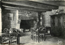 29 - Locronan - Le Relais - Son Intérieur Du XVIIe Siècle - Etat Pli Visible - CPSM Grand Format - Voir Timbre - Voir Sc - Locronan