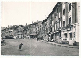 CPSM Dentelée 10,5 X 15  Haute-Loire YSSINGEAUX Alt 860m. Place Maréchal Foch  Commerce Café Jamon  Patisserie Modern'.. - Yssingeaux