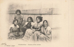 JUDAÏCA - JEWISH - ALGÉRIE - CONSTANTINE - Jeunes Filles Juives - Jud-264 - Jodendom