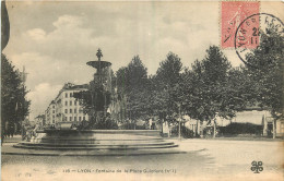 69 - LYON -  FONTAINE DE LA PLACE GUICHARD - Otros & Sin Clasificación