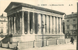 30 - NIMES - LA MAISON CARREE- A.R. - 15 - Nîmes