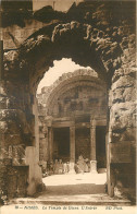 30 - NIMES - LE TEMPLE DE DIANE - L'ENTREE - ND Phot. - 19 - Nîmes