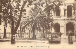 83 - TOULON - MUSEE ET BIBLIOTHEQUE - Toulon