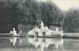 BELOEIL : Le Groupe De Neptune ( Dans Le Parc Du Château). Carte Très Bon état. - Belöil