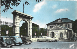 5  ---  94  MAISONS-ALFORT  L'entrée De L'Ecole Vétérinaire  Automobiles - Maisons Alfort