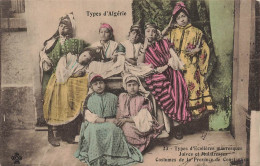 JUDAÏCA - JEWISH - ALGÉRIE - Types D'écolières Mauresques, Juives, Mulâtresses Costumes Province Constantine - Jud-294 - Jewish