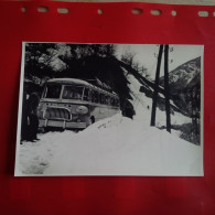 PHOTO AUTOMOBILE AUTOBUS EN MONTAGNE ENEIGE SLOVENIJA - Automobile