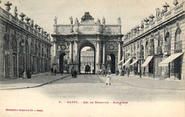 54 - NANCY - Arc De Triomphe - Rue Héré - Nancy