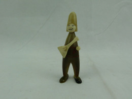 Beautiful Decorative Figurine Of A Guitarist Made Of Horn 10 Cm #2366 - Otros & Sin Clasificación