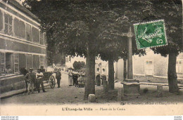 D78   L'ÉTANG LA VILLE   Place De La Croix - Sonstige & Ohne Zuordnung